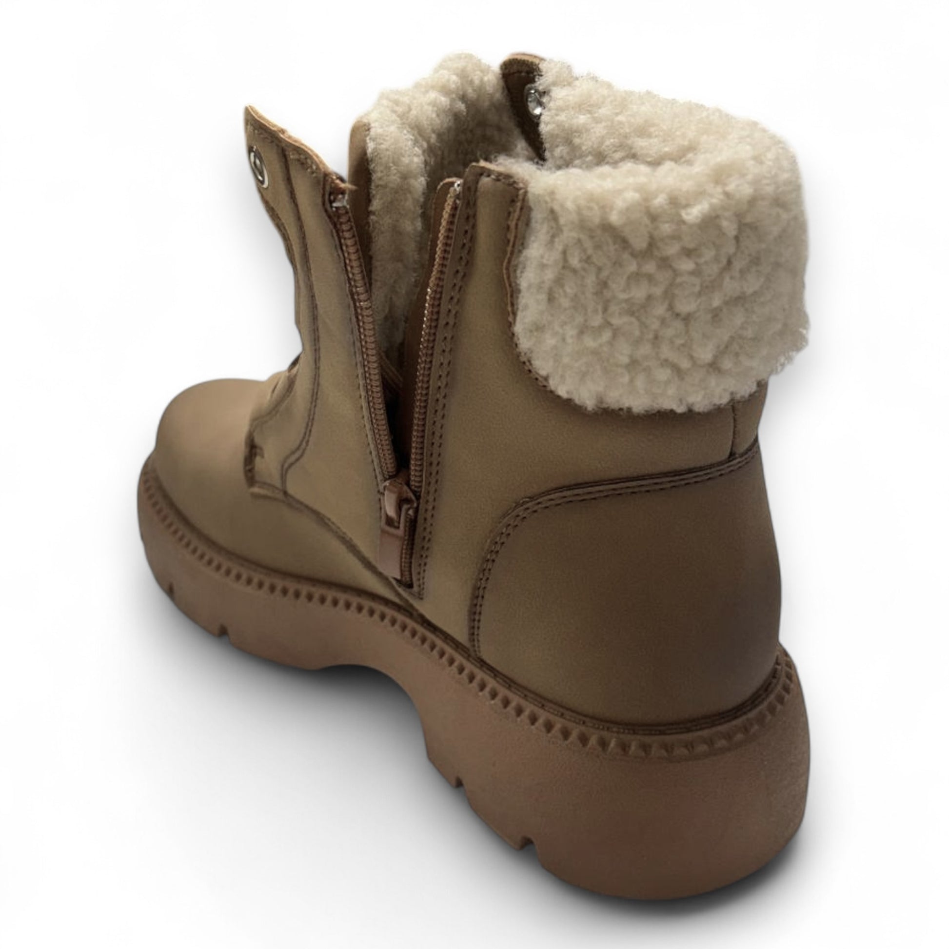 Ladies camel fleece-lined ankle boots with side zip and warm faux fur collar – stylish winter boots for women.