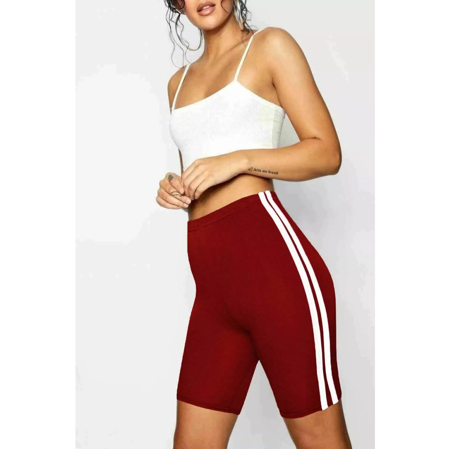 Ladies high-waisted cycling shorts – striped side panel in burgundy red