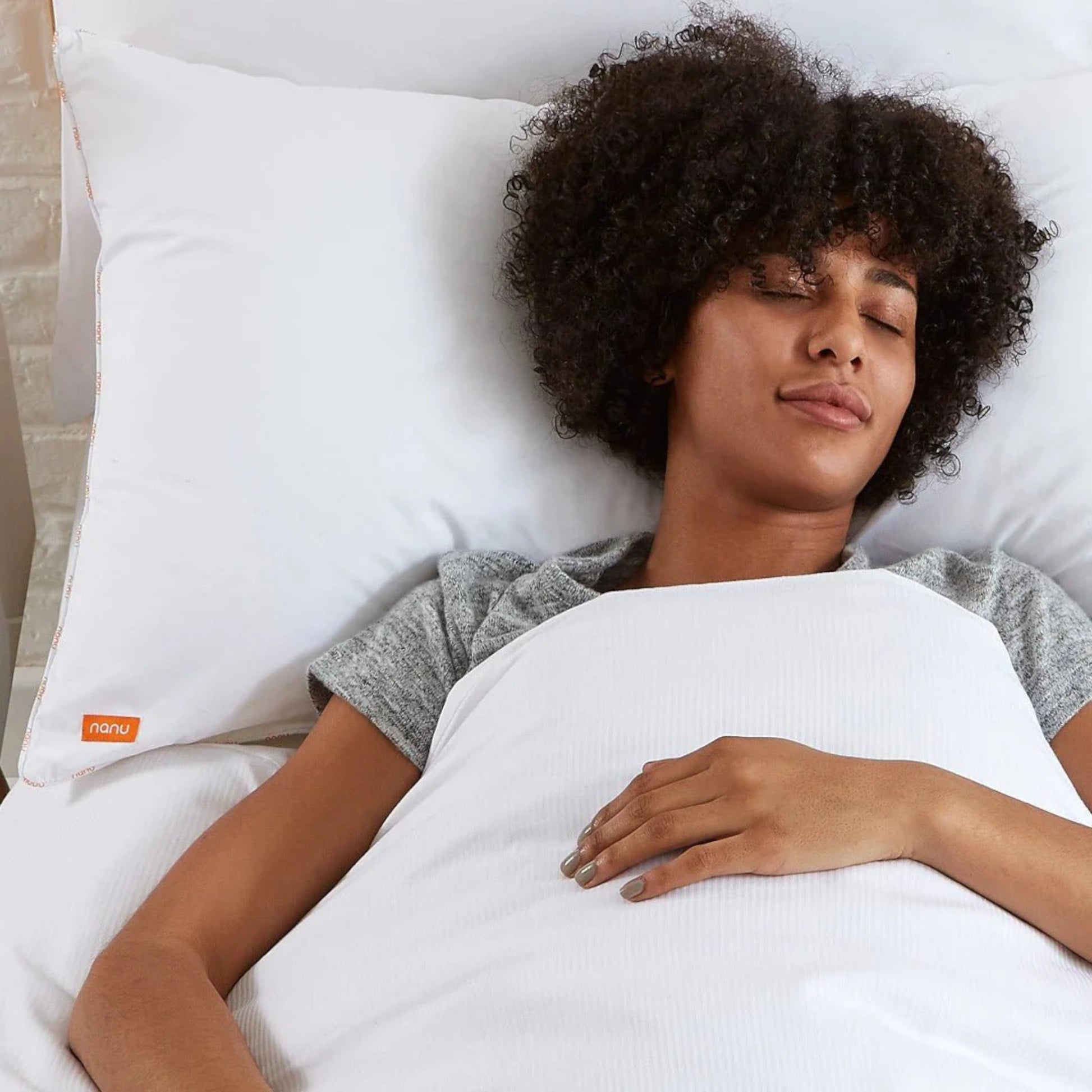 Soft and breathable Nanu pillow – hypoallergenic, lightweight comfort for all-season sleep