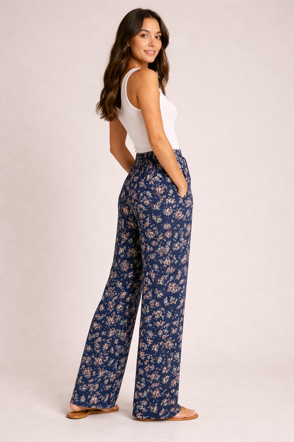 Women's lightweight floral print trousers in navy blue with elasticated waist – 3 vintage-style flower patterns