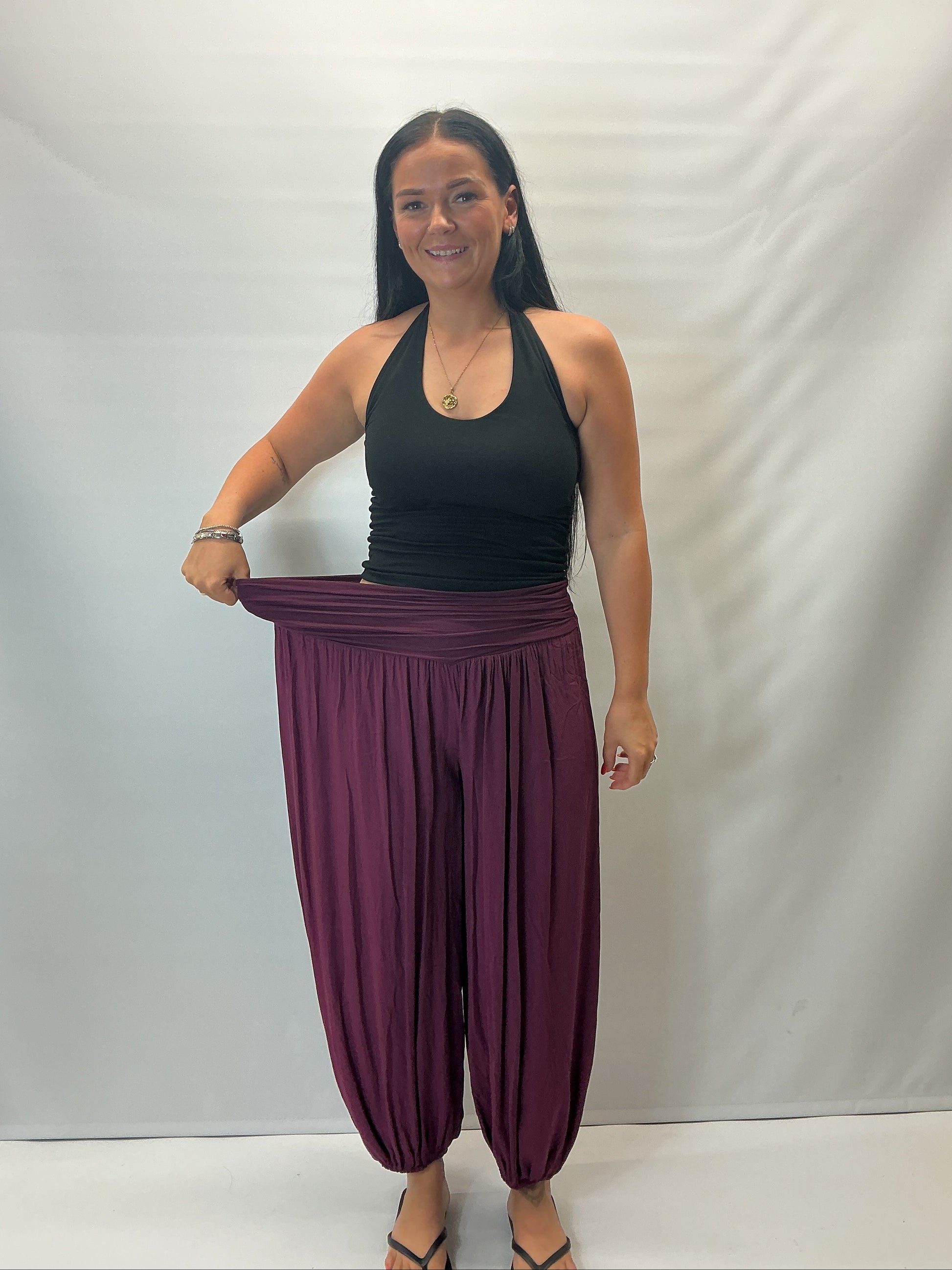 Made in Italy soft touch harem trousers with elastic waist and cuffed ankles, relaxed fit lightweight ladies casual trousers available in multiple colours.