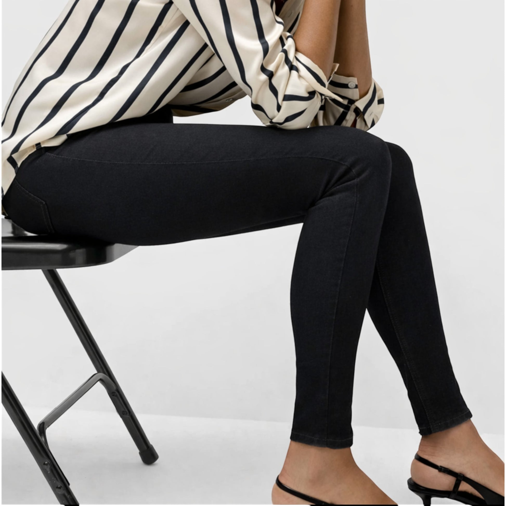 Ladies Ex Store Skinny Jeggings with Elasticated Waistband