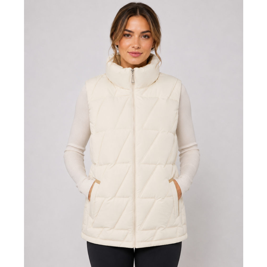 Ladies JDN branded padded gilet in cream with beige lining – sleeveless zip-up jacket with high collar and side pockets