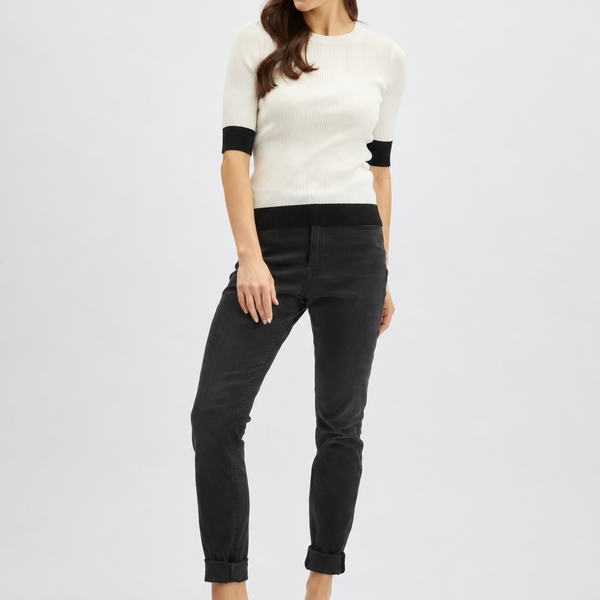 Ladies White & Black Ribbed Knit Short Sleeve Jumper