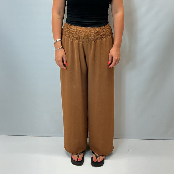 Ladies Relaxed Wide Leg Palazzo Trousers (Camel)