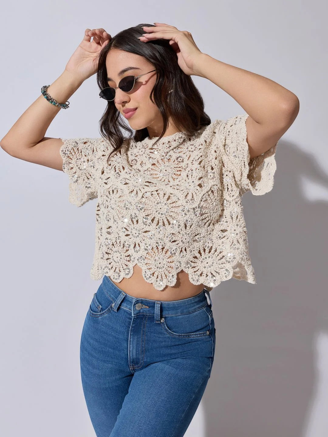 womens sequined floral crochet top short sleeve lightweight summer knit scalloped hem