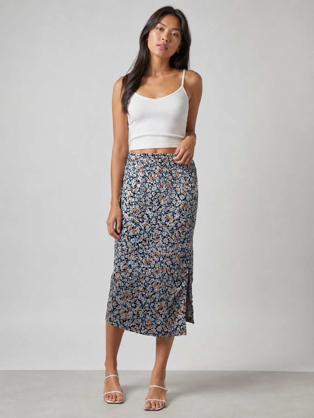 Women's midi pencil skirt with floral print – stretchy waist, side slit, and a fitted silhouette, perfect for spring and summer styling