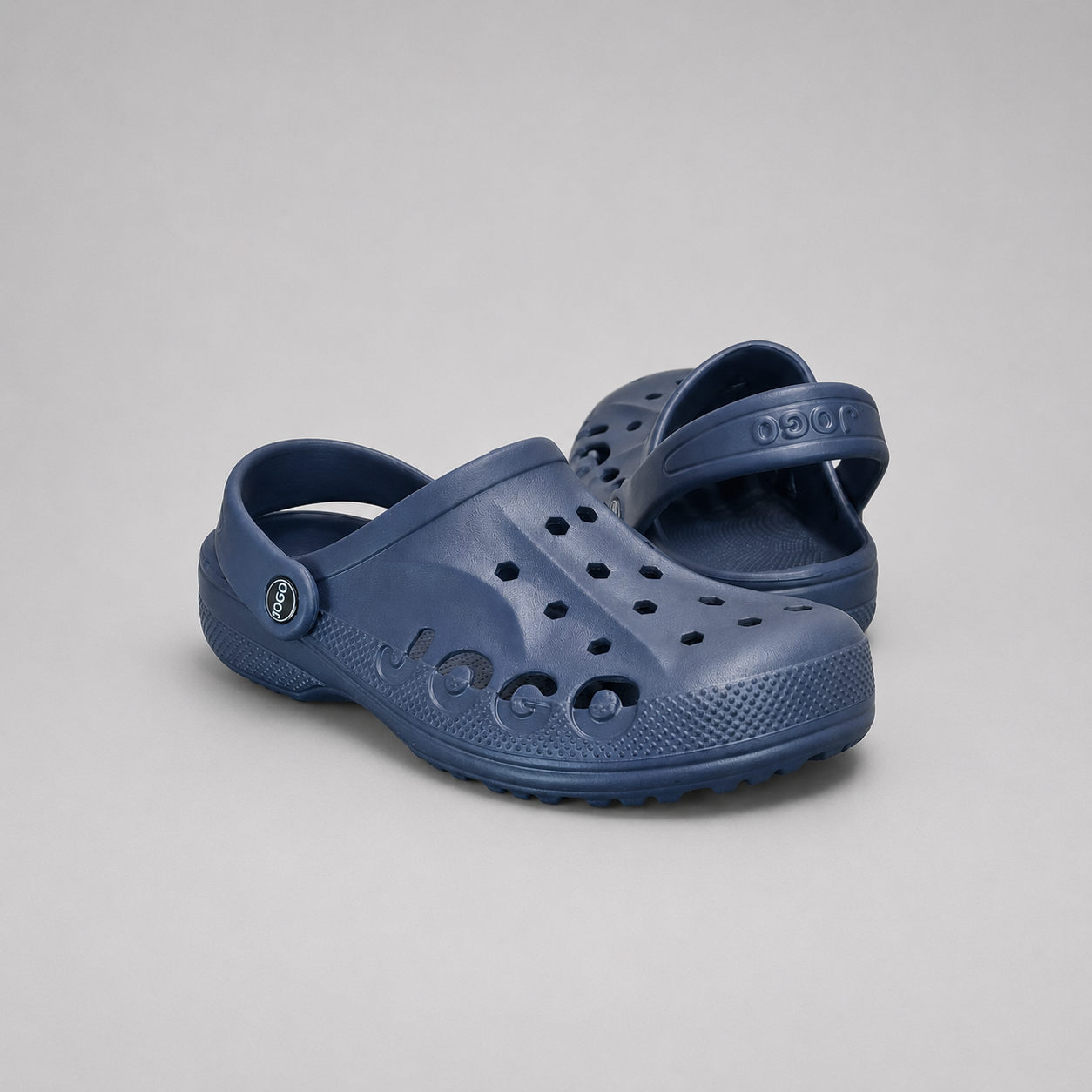 Mens Navy Jogo clogs with breathable ventilation holes and adjustable heel strap – lightweight unisex slip-on garden shoes
