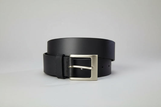 Men's Nicky Adams genuine full grain leather belt in black with silver buckle