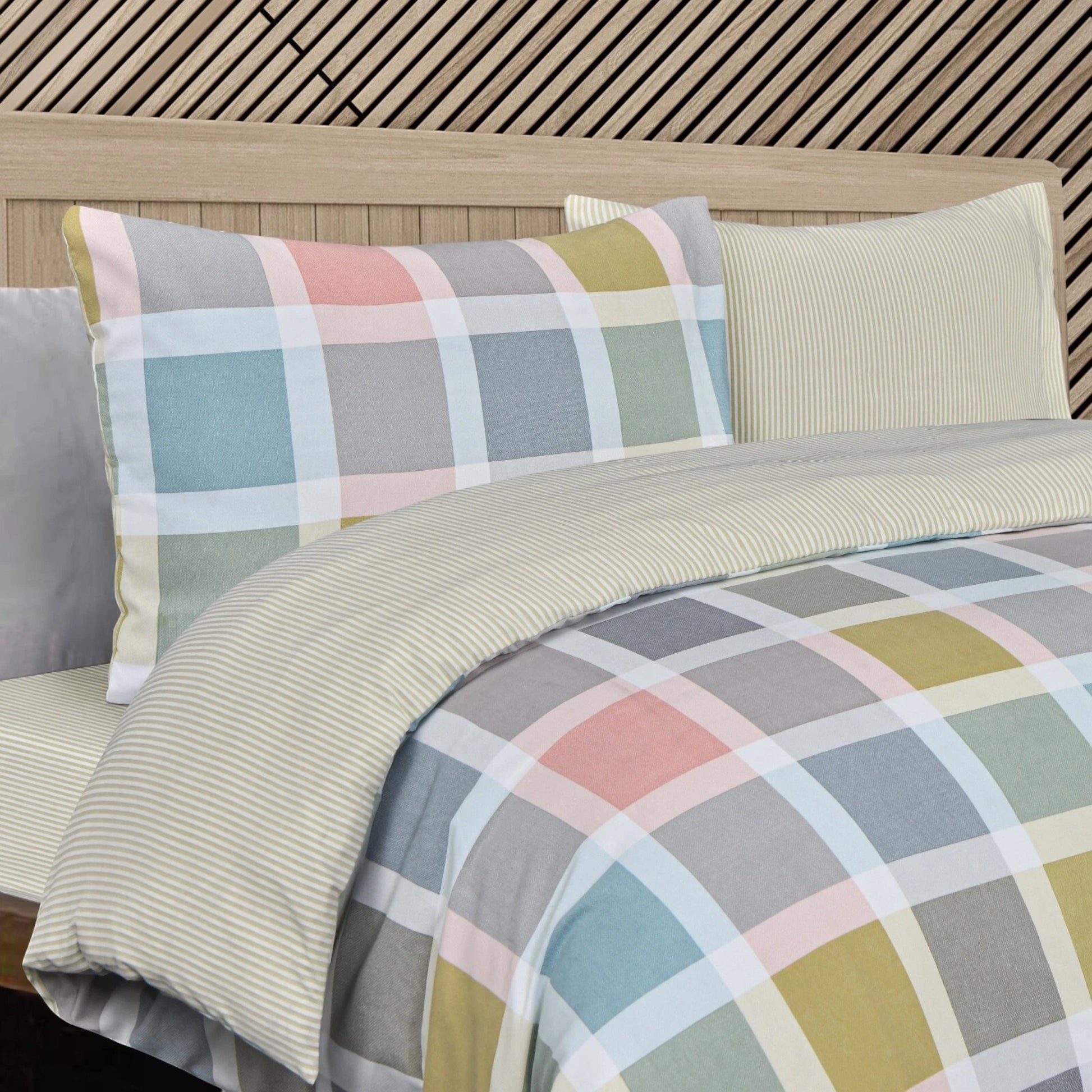 Sleepdown crossdown hatch reversible microfibre duvet cover set in pastel colours design in Single, Double or King size