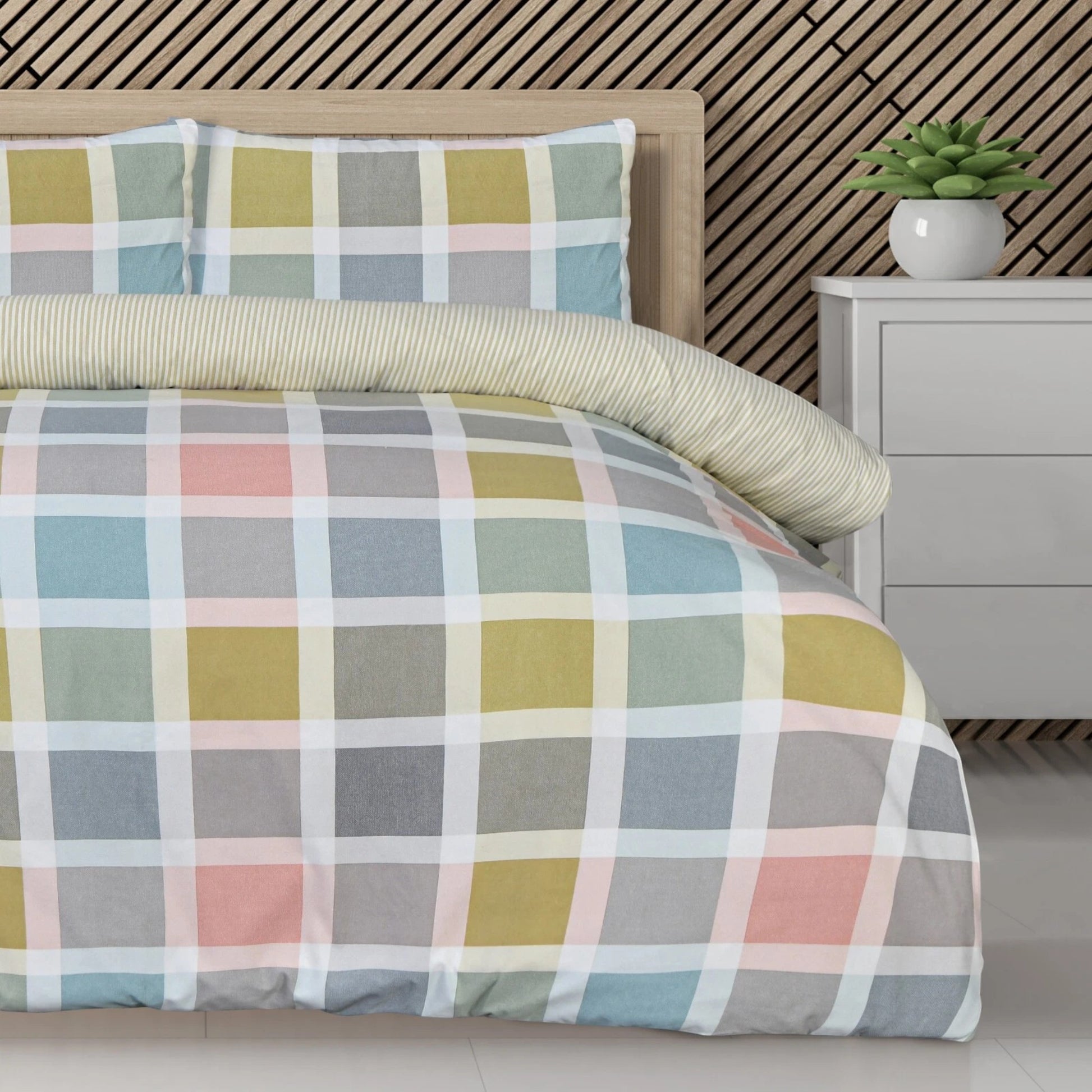 Sleepdown crossdown hatch reversible microfibre duvet cover set in pastel colours design in Single, Double or King size