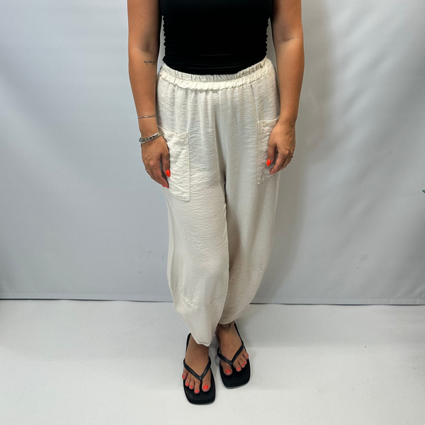 Women's Italian Relaxed Tapered Trousers  (beige)