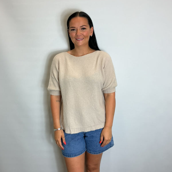Women’s Short Sleeve Relaxed Knit Top (Stone Beige)