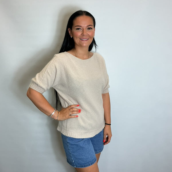 Women’s Short Sleeve Relaxed Knit Top (Stone Beige)