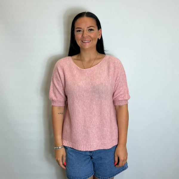 Women’s Short Sleeve Relaxed Knit Top (Light Pink)