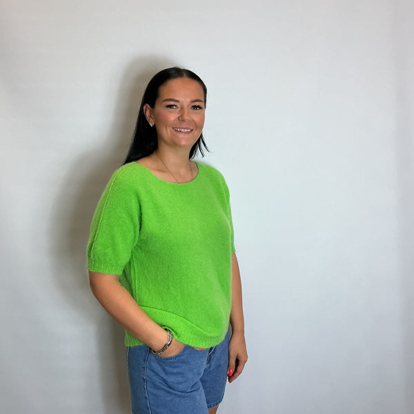 Women’s Short Sleeve Relaxed Knit Top (Lime Green)