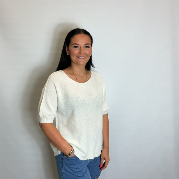 Women’s Short Sleeve Relaxed Knit Top (White)