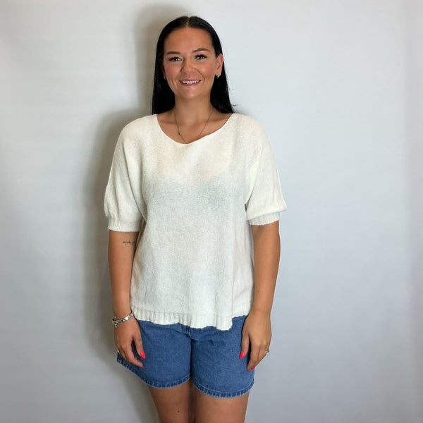 Women’s Short Sleeve Relaxed Knit Top (White)
